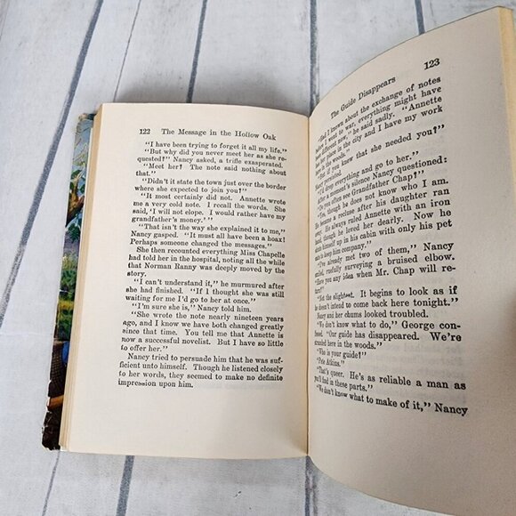 Vintage Nancy Drew 1935 The Message in the Hollow Oak Hardcover Book - Picture 12 of 14
